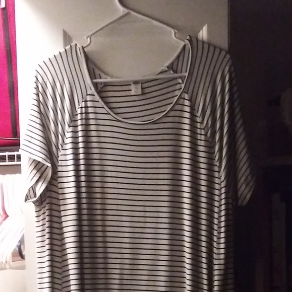 Plus size dress - Picture 4 of 4